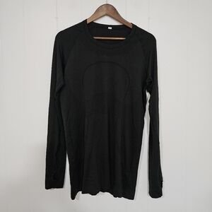 Lululenmon Swiftly Black Long Sleeve Shirt